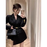 Eleganter Retro-Hepburn-Blazer für Damen – Modischer schwarzer Blazer mit asymmetrischer Taille, inklusive kostenlosem Gürtel, Frühjahrskollektion 2024